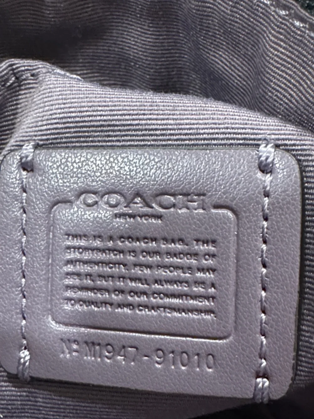 Coach Bag Court Signature Small Belt Bag - Picture 15 of 17